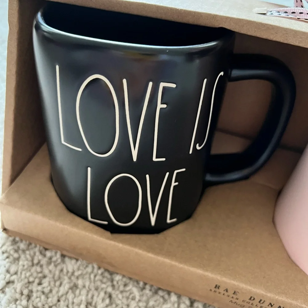 Rae Dunn Mug set - Picture 2 of 4